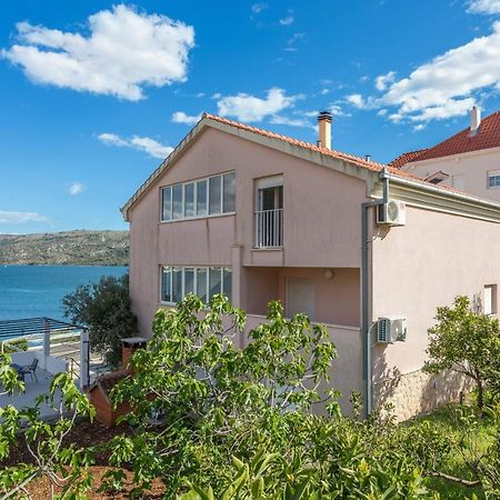 Apartments By The Sea Poljica, Trogir - 19316 Marina Exterior foto