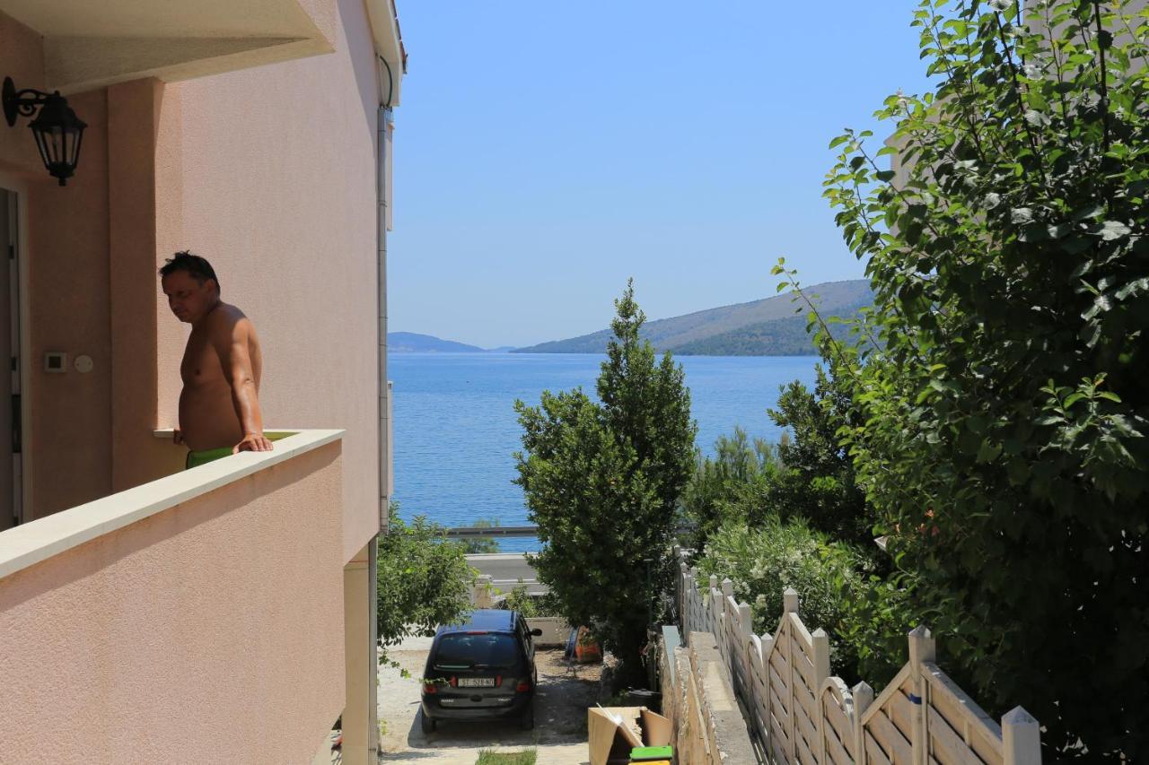 Apartments By The Sea Poljica, Trogir - 19316 Marina Exterior foto