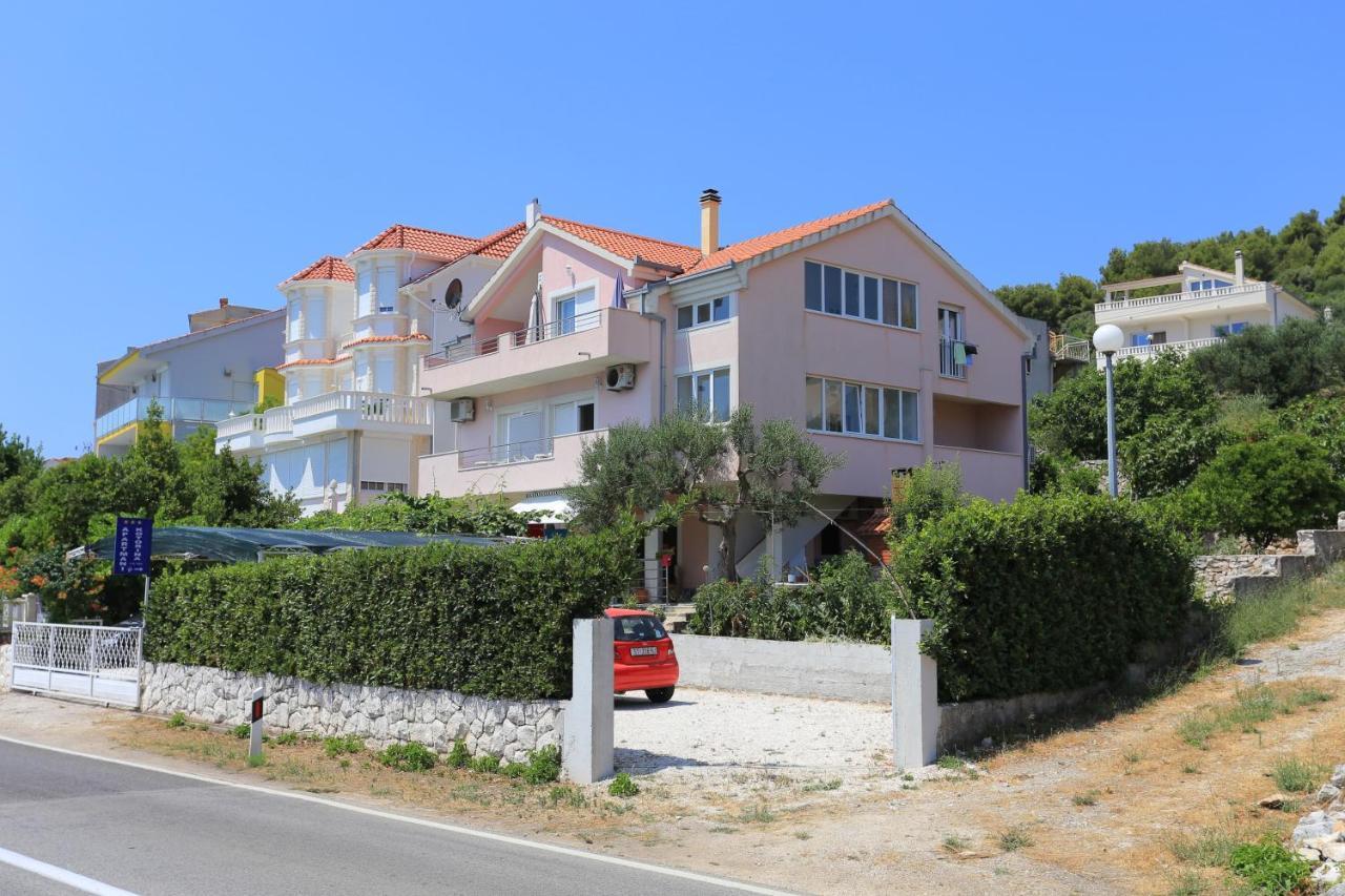 Apartments By The Sea Poljica, Trogir - 19316 Marina Exterior foto