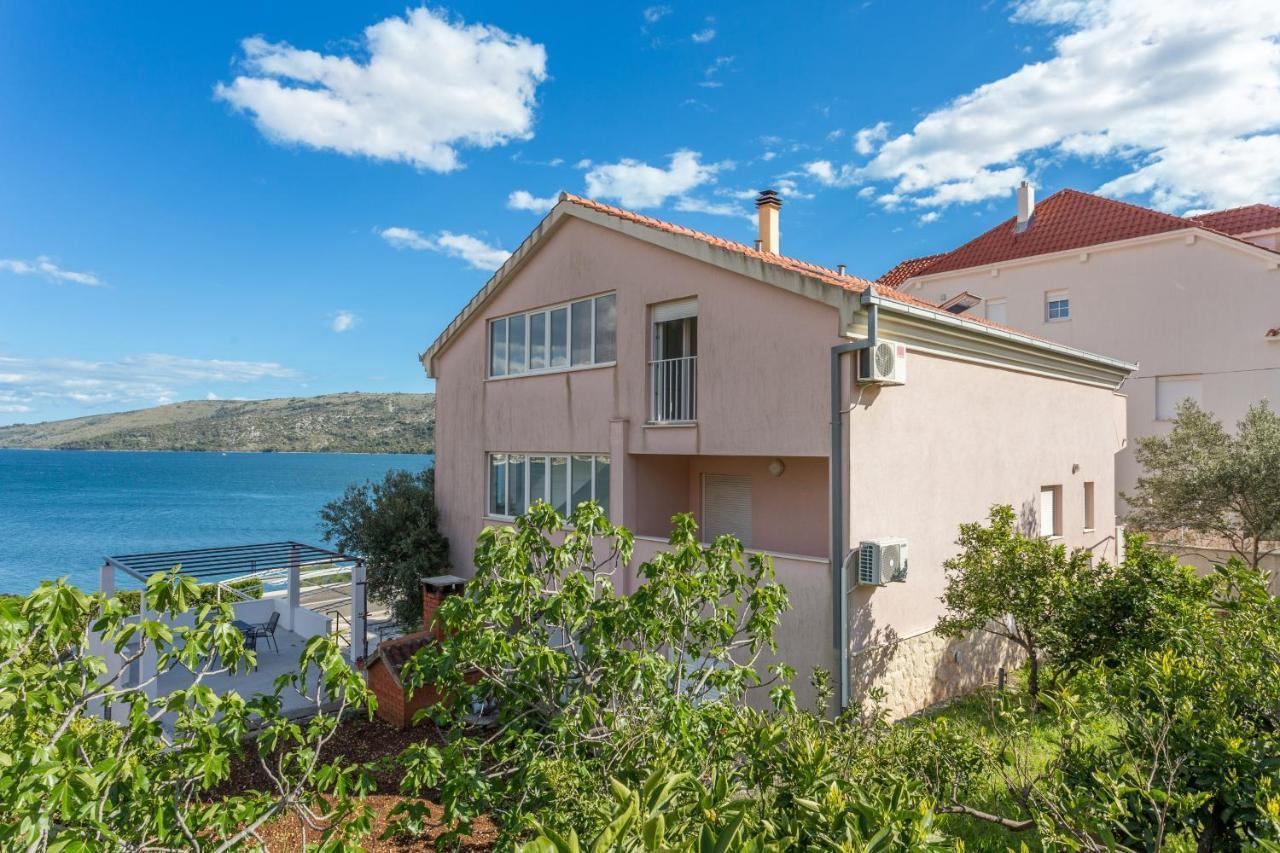 Apartments By The Sea Poljica, Trogir - 19316 Marina Exterior foto